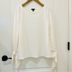 *NEW* Ann Taylor top